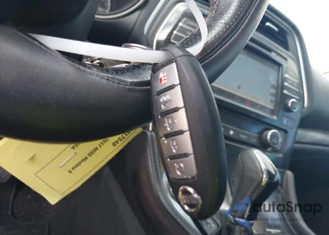 2017 Nissan Maxima 3.5 Platinum из США, поврежденный, VIN 1N4AA6AP0HC371840